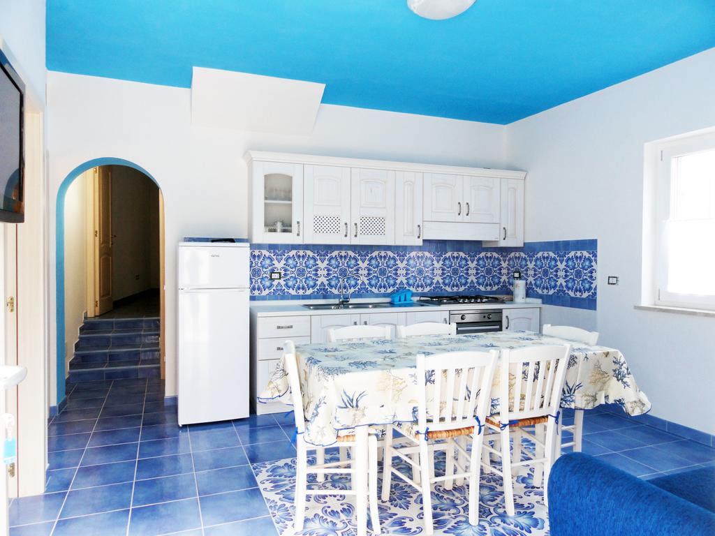 Chiaia Apartments Ponza Room photo